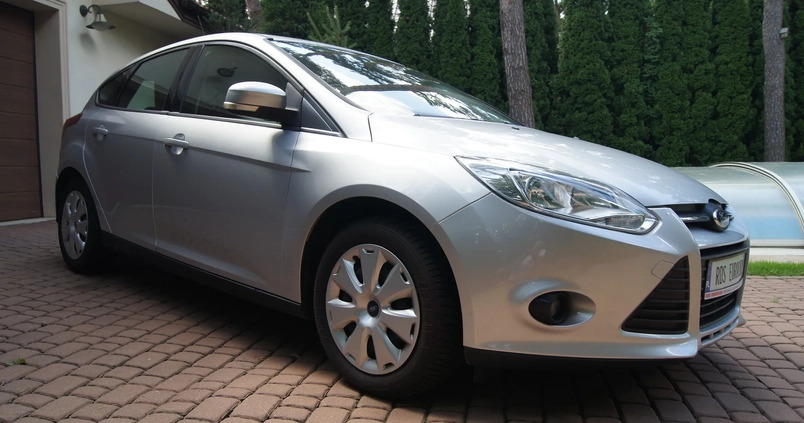 Ford Focus cena 29900 przebieg: 171000, rok produkcji 2013 z Leśnica małe 379